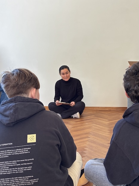 Schüler:innen wird altersgerecht Geschichte und Architektur nähergebracht.