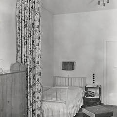 Schlafzimmer Tochter, 1931 - Foto: Julius Scherb, © MAK