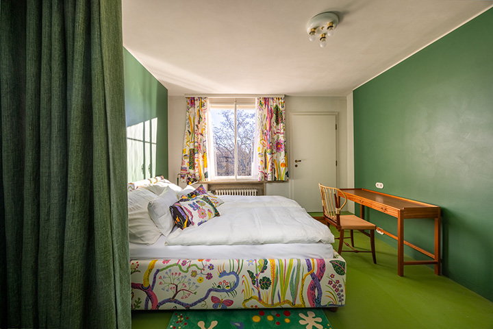 Das Doppelzimmer Hawai bietet einen direkten Zugang zur Sonnenbadterrasse